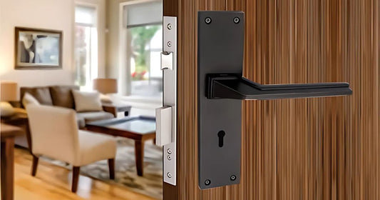 How to Choose the Best Door Lock Aligarh Offers